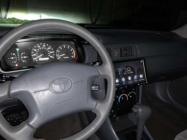 Комплектации и опции: что предлагала модель 2001